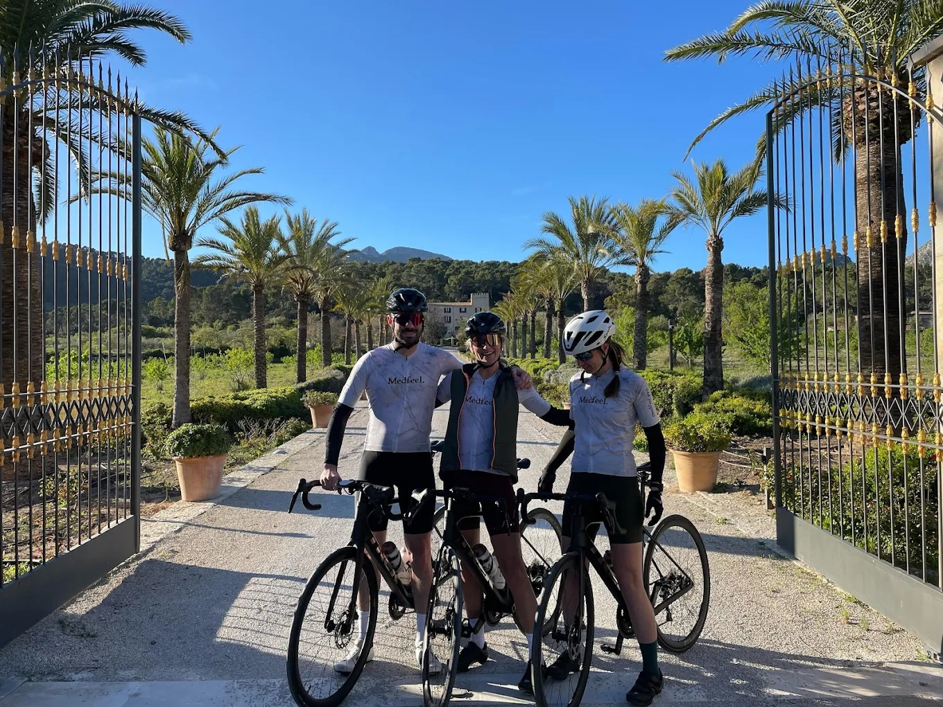 Cycling to lighthouse