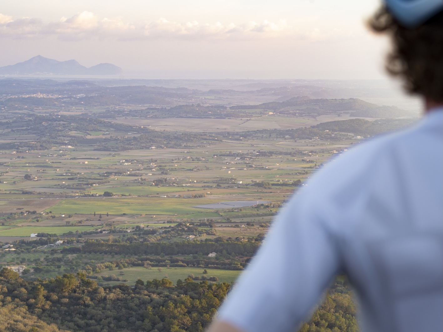Medfeel co-founders with bikes during susnet