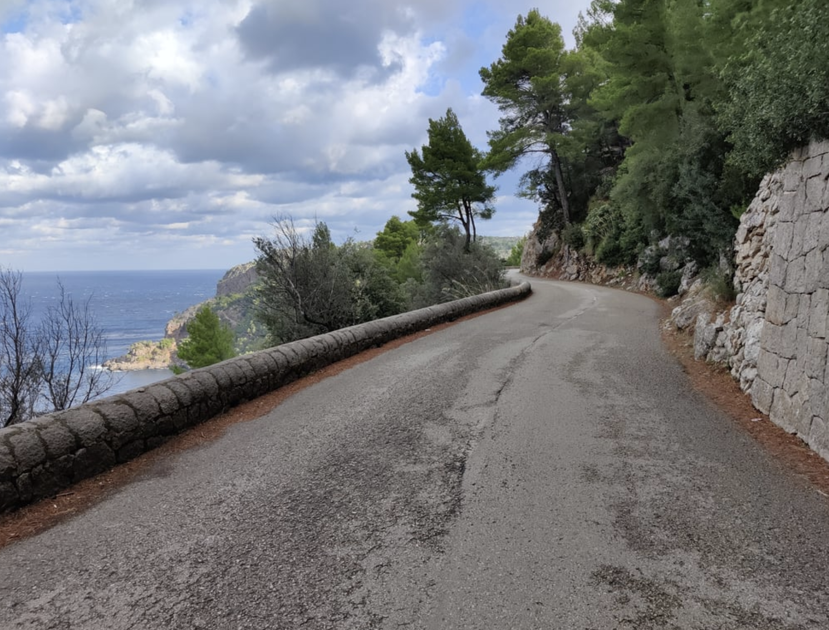 Coll d'en Bleda climb from Deià, a gentle warm-up climb in Mallorca