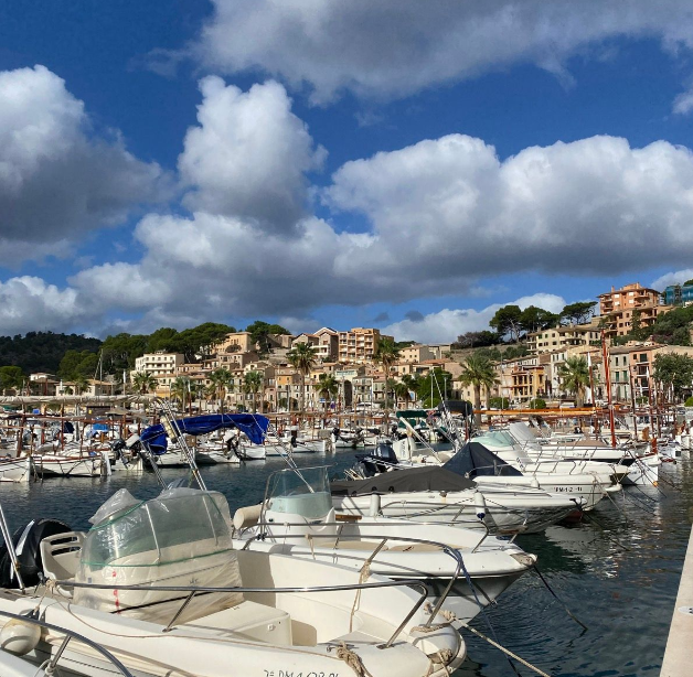 Puerto de Sóller harbour on Mallorca's Serra de Tramuntana coastline